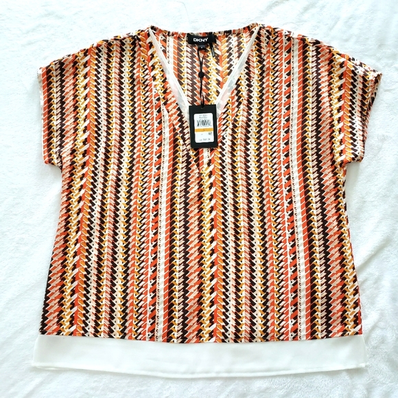 DKNY Short Sleeve Patterned Top with Chiffon Trim - Picture 7 of 13